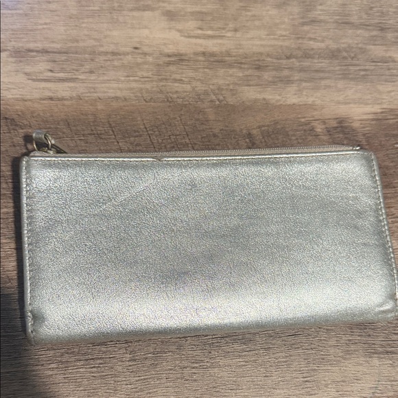 Gold Coach Wallet - Picture 6 of 7